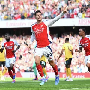 Arsenal FC v Wolverhampton Wanderers FC - Premier League Arsenal FC v Wolverhampton Wanderers FC - Premier League
