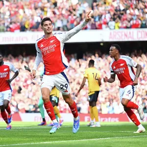 Arsenal FC v Wolverhampton Wanderers FC - Premier League Arsenal FC v Wolverhampton Wanderers FC - Premier League