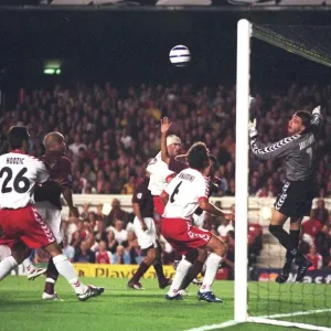 Arsenal FC vs FC Thun: 2005-06 Season Match Arsenal FC vs FC Thun: 2005-06 Season Match