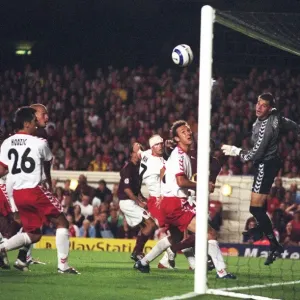 Arsenal FC vs FC Thun: 2005-06 Season Match Arsenal FC vs FC Thun: 2005-06 Season Match
