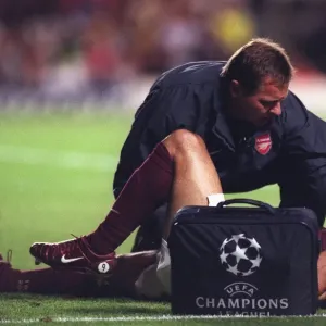 Arsenal FC vs FC Thun: 2005-06 Season Match Arsenal FC vs FC Thun: 2005-06 Season Match