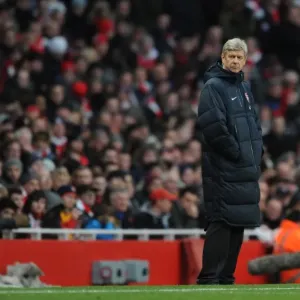 Arsenal FC vs Fulham: 2010-11 Season Match Arsenal FC vs Fulham: 2010-11 Season Match