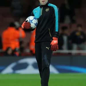 Arsenal FC vs. GNK Dinamo Zagreb: David Ospina's Intense Pre-Match Focus (UEFA Champions League, 2015) Arsenal FC vs. GNK Dinamo Zagreb: David Ospina's Intense Pre-Match Focus (UEFA Champions League, 2015)