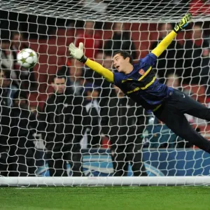 Arsenal FC vs Olympiacos FC: Pre-Match Focus at Emirates Stadium - Arsenal's James Shea Readies for UEFA Champions League Clash (2012-13)