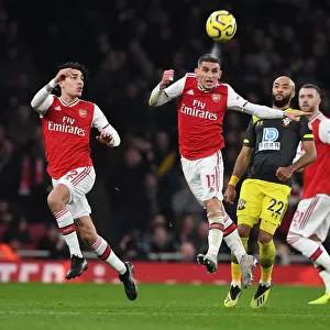 Arsenal FC vs Southampton FC: Bellerin and Torreira in Action during the 2019-20 Premier League Clash