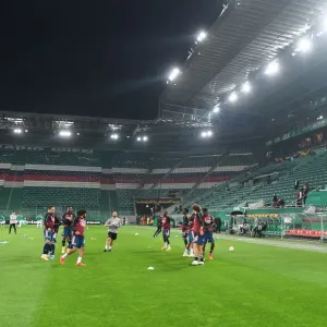 Arsenal FC Warm-Up Ahead of Rapid Vienna Clash in Europa League