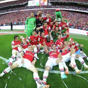 Arsenal FC: 2014 FA Cup Print. Art Prints, Posters & Puzzles