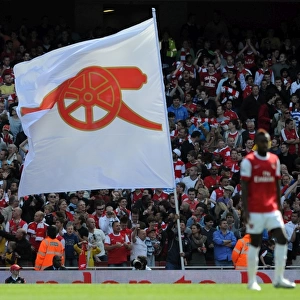 Arsenal flag. Arsenal 1: 0 Manchester United. Barclays Premier League. Emirates Stadium