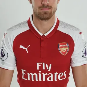 Arsenal Fußballclub 2017/18: Aaron Ramsey bei der Teamfotografie