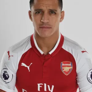Arsenal FC 2017-18 Team Photocall Print featuring Alexis Sanchez