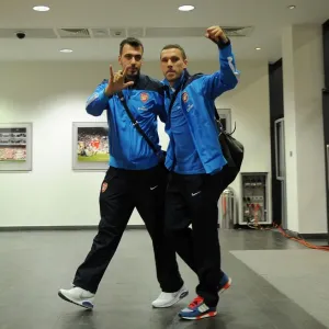 Arsenal Football Club: Emiliano Viviano and Lukas Podolski Prepare for FA Cup Match vs. Coventry City Arsenal Football Club: Emiliano Viviano and Lukas Podolski Prepare for FA Cup Match vs. Coventry City
