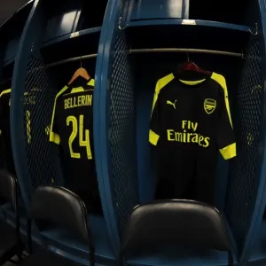Arsenal Football Club: Pre-Season Changing Room Preparation (Arsenal v Chivas 2016-17)