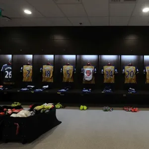 Arsenal Football Club: Unity Before Battle - Pre-Match Huddle at Singapore National Stadium (2015)