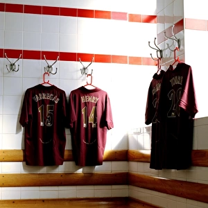 Arsenal home team changinroom. Arsenal Stadium, Highury, London, 3 / 5 / 06