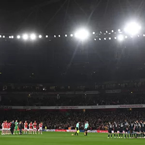 Arsenal Honors Late Legend Ray Kennedy Before Arsenal v West Ham United (2021-22)