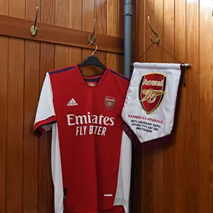 Arsenal at Ibrox: Pre-Season Friendly - Glimpse into the Arsenal Changing Room