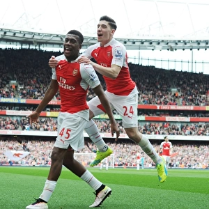 Arsenal: Iwobi and Bellerin Celebrate Goal Against Watford (2015-16)