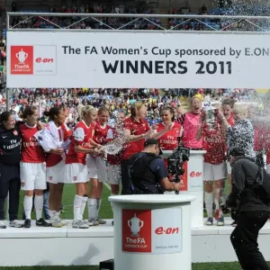 Arsenal Ladies Celebrate FA Cup Victory: 2-0 Win over Bristol Academy Arsenal Ladies Celebrate FA Cup Victory: 2-0 Win over Bristol Academy