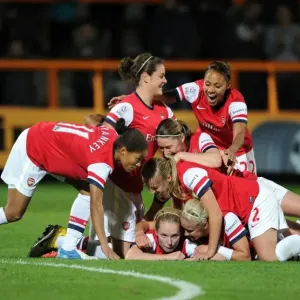 Arsenal Ladies Celebrate FA WSL Continental Cup Victory: Kim Little and Teammates Arsenal Ladies Celebrate FA WSL Continental Cup Victory: Kim Little and Teammates
