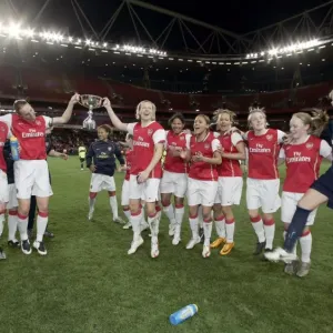 Arsenal Ladies celebrate with the Premier League Arsenal Ladies celebrate with the Premier League