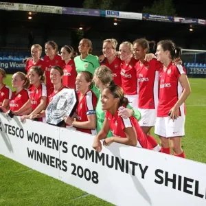 Arsenal Ladies celebrate winning the community shield Arsenal Ladies celebrate winning the community shield