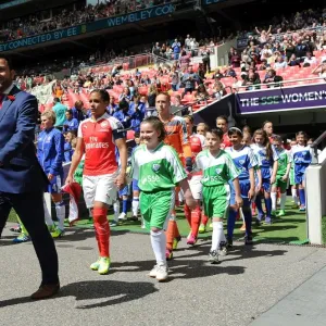 Arsenal Ladies and Chelsea Ladies Face Off in FA Cup Final 2016: Pedro Martinez Losa and Alex Scott Lead the Teams Arsenal Ladies and Chelsea Ladies Face Off in FA Cup Final 2016: Pedro Martinez Losa and Alex Scott Lead the Teams