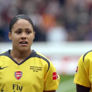 Arma dei Donne dell'Arsenal vince la Coppa della Federazione Inglese: il trionfo di Alex Scott e Anita Asante su Charlton Athletic Arma dei Donne dell'Arsenal vince la Coppa della Federazione Inglese: il trionfo di Alex Scott e Anita Asante su Charlton Athletic