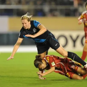 Arsenal Ladies and INAC Kobe Draw 1-1 in Charity Match: A Battle between Jayne Ludlow and Junko Kai Arsenal Ladies and INAC Kobe Draw 1-1 in Charity Match: A Battle between Jayne Ludlow and Junko Kai