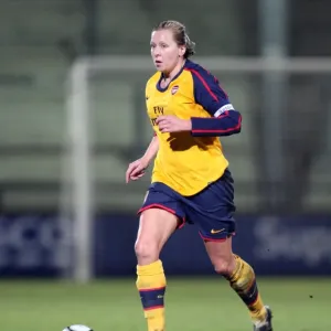 Arsenal Ladies Jayne Ludlow Celebrates Victory: 5-0 FA Premier League Cup Final Win over Doncaster Rovers Belles