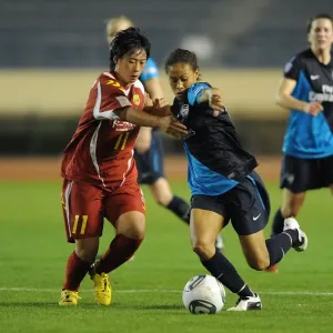 Arsenal Ladies Rachel Yankey vs. Megumi Takase: A 1-1 Draw in Charity Match between Arsenal Ladies and INAC Kobe at Nishigaoka Stadium, Tokyo (November 30, 2011) Arsenal Ladies Rachel Yankey vs. Megumi Takase: A 1-1 Draw in Charity Match between Arsenal Ladies and INAC Kobe at Nishigaoka Stadium, Tokyo (November 30, 2011)