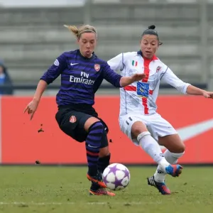 Arsenal Ladies vs. ASD Torres: Nobbs Tackles Iannella in UEFA Women's Champions League Quarterfinals Arsenal Ladies vs. ASD Torres: Nobbs Tackles Iannella in UEFA Women's Champions League Quarterfinals
