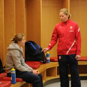 Arsenal Ladies vs. Chelsea LFC: Ellen White and Jayne Ludlow Prepare for WSL Clash at Emirates Stadium