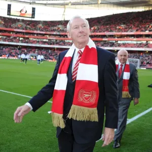 Arsenal Legend Bob Wilson at Arsenal vs. Everton, Premier League 2011-12
