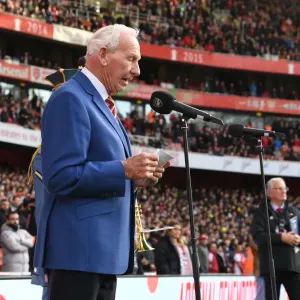 Arsenal Legend Bob Wilson Reads Print Arsenal Legend Bob Wilson Reads Print
