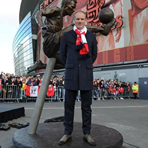 Arsenal Legends: Dennis Bergkamp's Statue Unveiling at Emirates Stadium against Sunderland