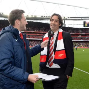 Arsenal Legends: Robert Pires Half-Time Chat Amidst Arsenal's 4:1 Victory over Norwich City Arsenal Legends: Robert Pires Half-Time Chat Amidst Arsenal's 4:1 Victory over Norwich City