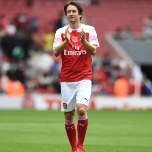Arsenal Legends vs Real Madrid Legends: Rosicky's Emirates Return