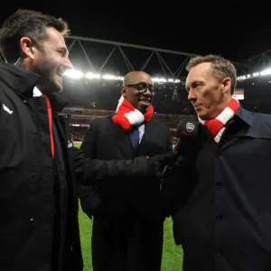 Arsenal Legends Wright and Dixon Reunite at Arsenal vs Leicester City: A Nostalgic Half-Time Moment