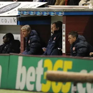 Arsenal manager Arsene Wenger and Kit man Vic Akers. Burnley 1: 1 Arsenal Arsenal manager Arsene Wenger and Kit man Vic Akers. Burnley 1: 1 Arsenal