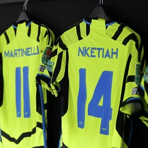 Arsenal Nketiah-Laden Dressing Room Print Arsenal Nketiah-Laden Dressing Room Print