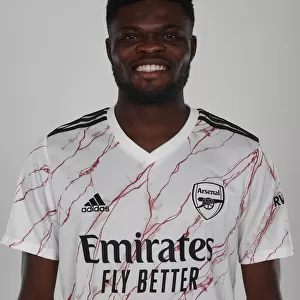 Arsenal Officially Welcomes Thomas Partey at London Colney Training Ground