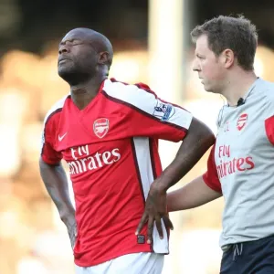 Arsenal physio Colin Lewin treats the injured William Gallas Arsenal physio Colin Lewin treats the injured William Gallas