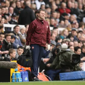 Arsenal physio Gary Lewin