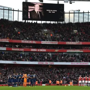 Arsenal players minutes silence for former Chairman Peter Hill-Wood the match. Arsenal 4