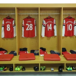 Arsenal Players Prepare for Premier League Clash Against Hull City (December 2013)