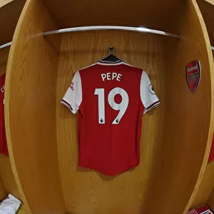 Arsenal: Pre-Match Room - Arsenal FC vs Burnley FC, Premier League (Nicolas Pepe's Jersey on Display)