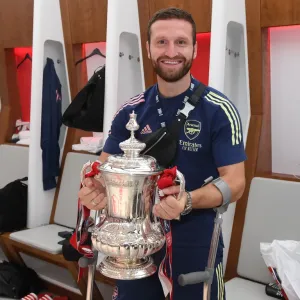 Arsenal Reclaims FA Cup: Empty Wembley Victory over Chelsea (2020) Arsenal Reclaims FA Cup: Empty Wembley Victory over Chelsea (2020)