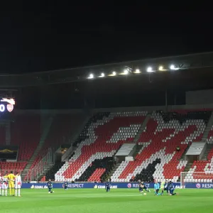 Arsenal and Slavia Prague Players Unite in Silence Print