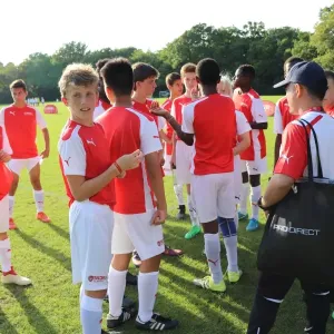 Arsenal Soccer School 2017: Train with Arsenal Pros - Residential Camp Arsenal Soccer School 2017: Train with Arsenal Pros - Residential Camp