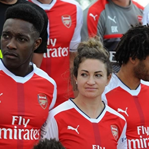 Arsenal Squad: Jodie Carter and Danny Welbeck at 2016-17 Photocall